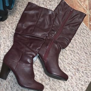 Maroon low heel boots